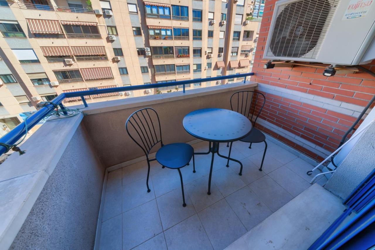 Holidays2Malaga Ayala 450 Mts From Beach & Terrace Exterior photo
