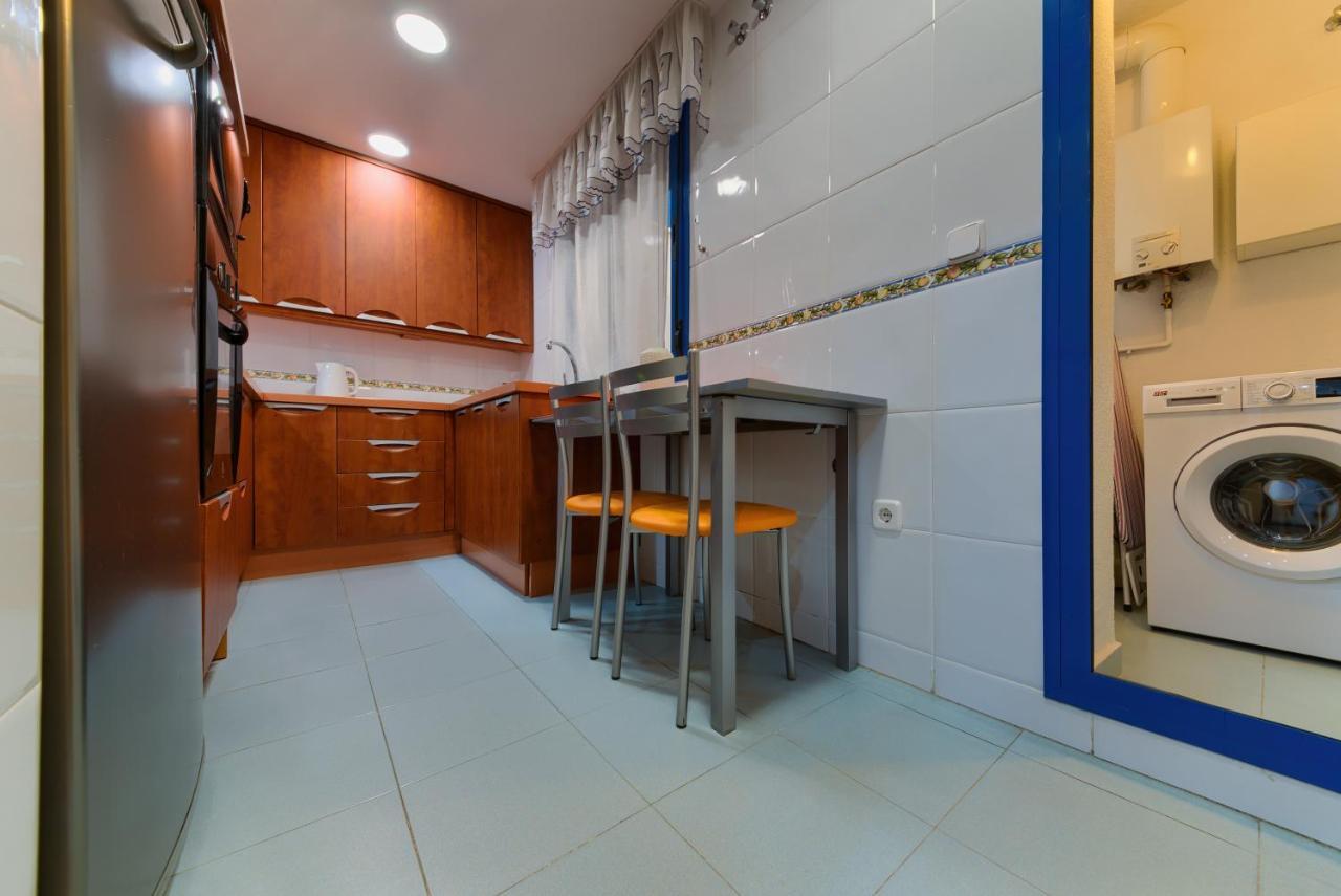 Holidays2Malaga Ayala 450 Mts From Beach & Terrace Exterior photo