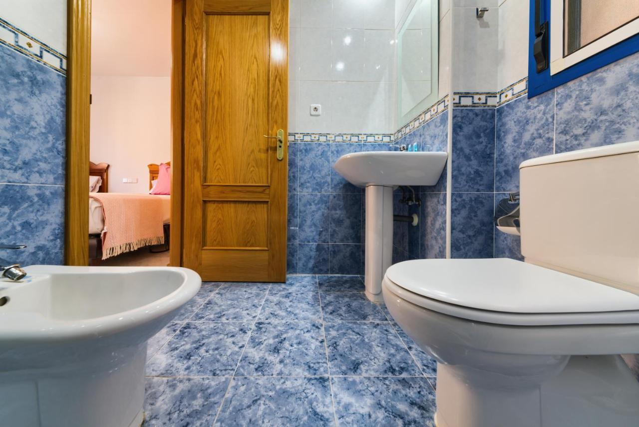 Holidays2Malaga Ayala 450 Mts From Beach & Terrace Exterior photo